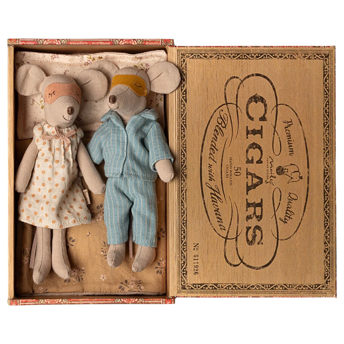 Mum & Dad Cigarbox