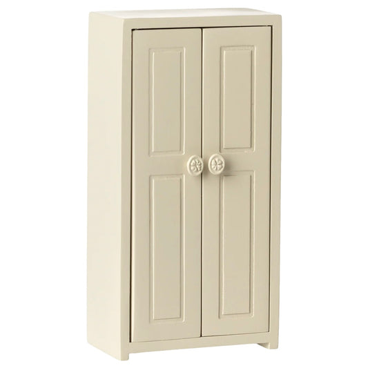 Wooden Closet Mouse